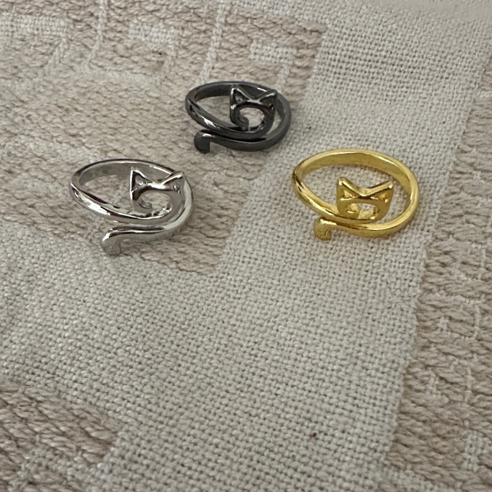 Cat rings . Brand new